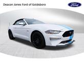 Photo of 2022 Oxford White Ford Mustang