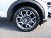 Thumbnail of 2025 Star White Metallic Tri-Coat Ford Explorer