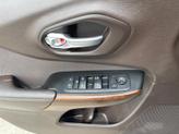 Thumbnail of 2014 Tan Jeep Cherokee