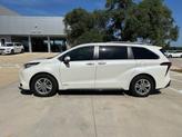 Thumbnail of 2021 Blizzard Pearl Toyota Sienna