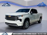 Photo of 2024 Iridescent Pearl Tricoat Chevrolet Silverado 1500