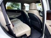 Thumbnail of 2017 Snow White Pearl Kia Sorento