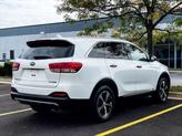 Thumbnail of 2017 Snow White Pearl Kia Sorento