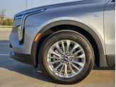 Thumbnail of 2025 Argent Silver Metallic Cadillac XT4
