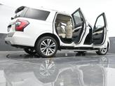 Thumbnail of 2021 White Ford Expedition