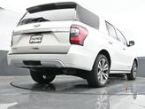 Thumbnail of 2021 White Ford Expedition