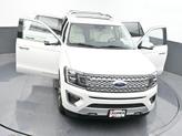 Thumbnail of 2021 White Ford Expedition