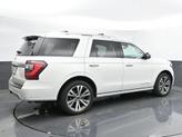 Thumbnail of 2021 White Ford Expedition
