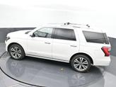 Thumbnail of 2021 White Ford Expedition