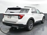 Thumbnail of 2025 Star White Ford Explorer