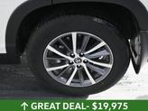Thumbnail of 2019 Blizzard Pearl Toyota Highlander