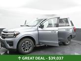 Thumbnail of 2023 Iconic Silver Metallic Ford Expedition