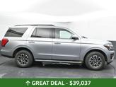 Thumbnail of 2023 Iconic Silver Metallic Ford Expedition