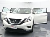 Thumbnail of 2017 White Nissan Murano