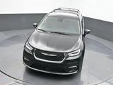 Thumbnail of 2022 Brilliant Black Crystal Pearlcoat Chrysler Pacifica