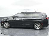 Thumbnail of 2022 Brilliant Black Crystal Pearlcoat Chrysler Pacifica