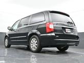 Thumbnail of 2016 Brilliant Black Crystal Pearlcoat Chrysler Town & Country