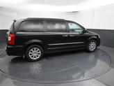 Thumbnail of 2016 Brilliant Black Crystal Pearlcoat Chrysler Town & Country