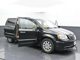 Thumbnail of 2016 Brilliant Black Crystal Pearlcoat Chrysler Town & Country
