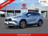 Photo of 2023 Moon Dust Toyota Highlander