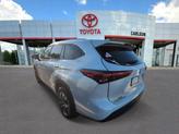 Thumbnail of 2022 White Toyota Highlander