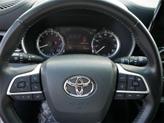 Thumbnail of 2023 Celestial Silver Metallic Toyota Highlander