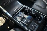Thumbnail of 2019 White Platinum Metallic Tri-Coat Ford Edge