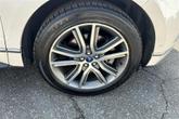 Thumbnail of 2019 White Platinum Metallic Tri-Coat Ford Edge