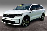 Thumbnail of 2022 Glacial White Pearl Kia Sorento
