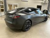 Thumbnail of 2019 Deep Blue Metallic Tesla Model 3