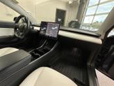 Thumbnail of 2019 Deep Blue Metallic Tesla Model 3