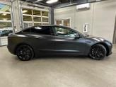 Thumbnail of 2019 Deep Blue Metallic Tesla Model 3