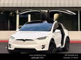 Photo of 2018 Pearl White Multi-Coat Tesla Model X