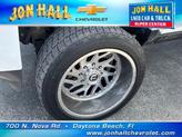 Thumbnail of 2016 Summit White Chevrolet Silverado 2500