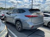 Thumbnail of 2021 Moon Dust Toyota Highlander