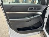 Thumbnail of 2019 Oxford White Ford Explorer