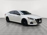 Thumbnail of 2020 White Nissan Altima