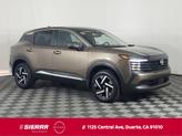 Photo of 2025 Canyon Bronze M Nissan Kicks