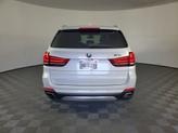 Thumbnail of 2018 Mineral White Metallic BMW X5