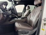 Thumbnail of 2018 Mineral White Metallic BMW X5