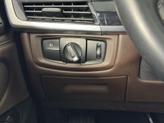 Thumbnail of 2018 Mineral White Metallic BMW X5