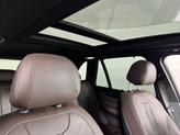 Thumbnail of 2018 Mineral White Metallic BMW X5