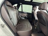 Thumbnail of 2018 Mineral White Metallic BMW X5