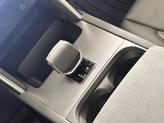 Thumbnail of 2025 Hakuba Silver Metallic Land Rover Discovery Sport