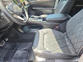 Thumbnail of 2024 Platinum Gray Metallic Volkswagen Atlas