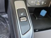 Thumbnail of 2025 Glacial White Pearl Kia Sorento