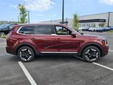 Thumbnail of 2024 Red Kia Telluride