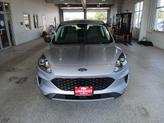 Thumbnail of 2022 Blue Ford Escape