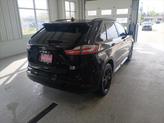 Thumbnail of 2022 Agate Black Metallic Ford Edge