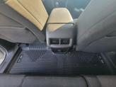 Thumbnail of 2018 Silver Ice Metallic Chevrolet Equinox